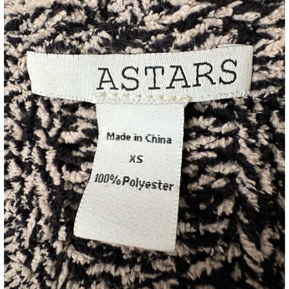 ASTARS Sinclair Chenille Sweater Coat Women’s Size XSmall Xs - Picture 3 of 6